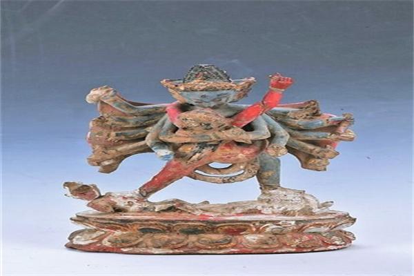 佛具精品:竹木雕上乐金刚像鉴藏
